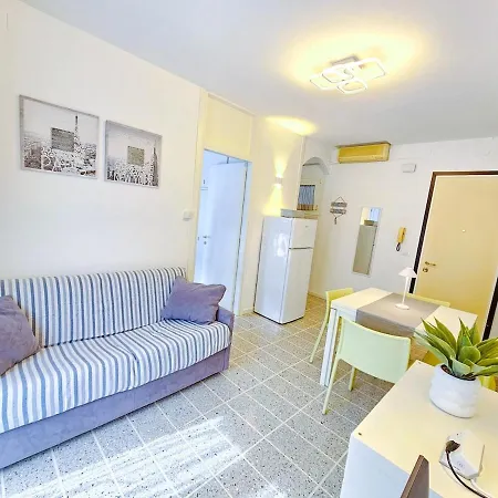 Bilocale Augustus Piazza Mazzini *