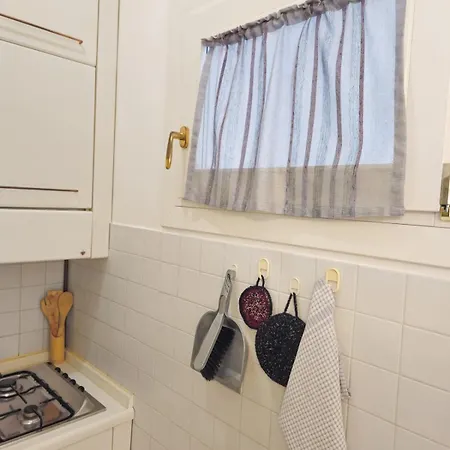 Bilocale Augustus Piazza Mazzini Apartamento *