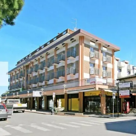 Lägenhet Bilocale Augustus Piazza Mazzini Lido di Jesolo